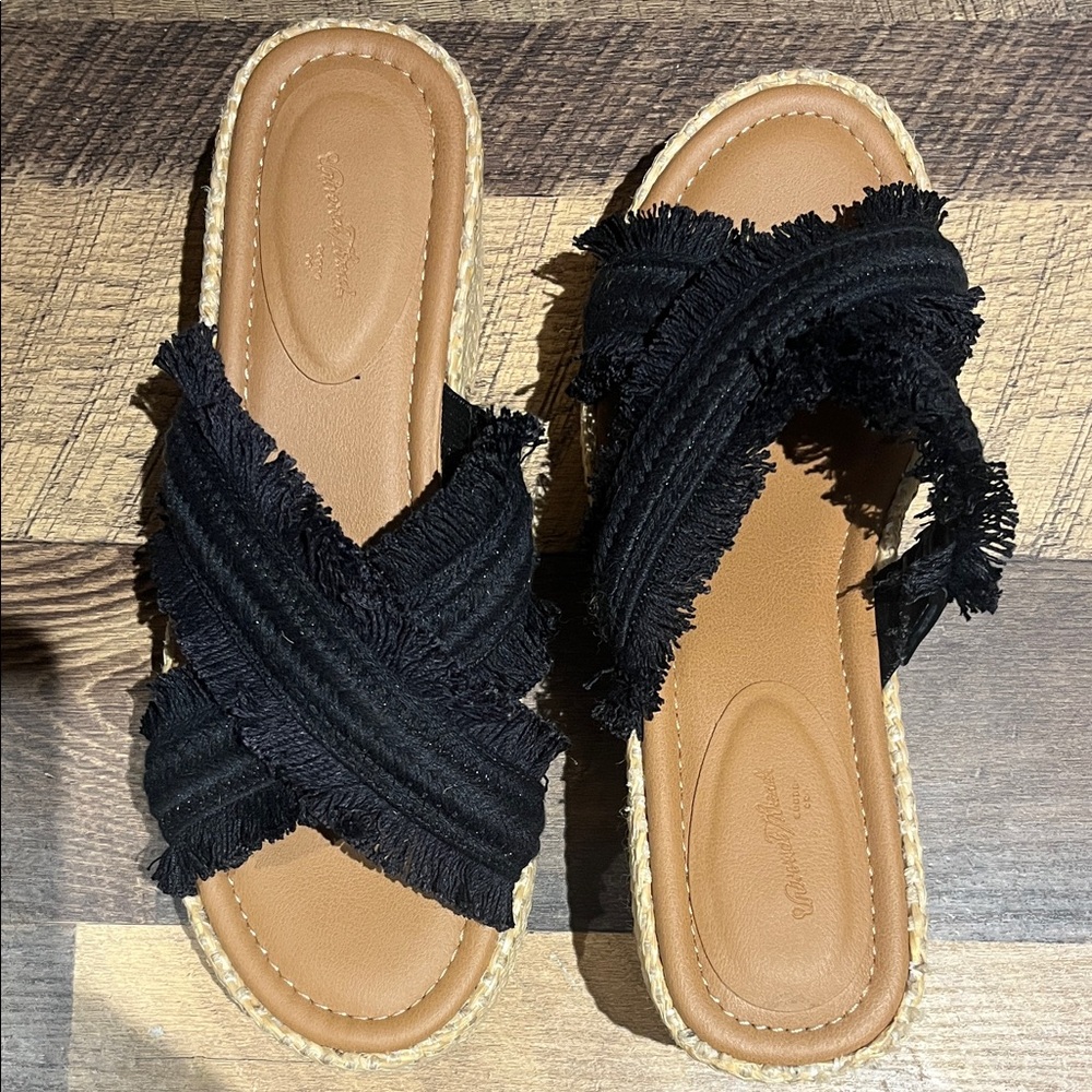 Universal Thread Black Fringe Sandals